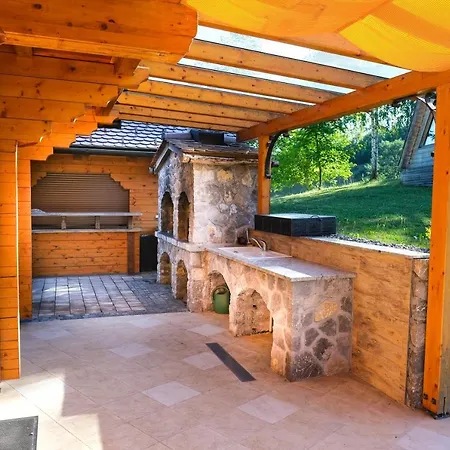 House Of Nature Tajhte