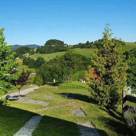 House Of Nature Tajhte *