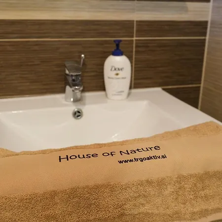 House Of Nature Tajhte Dağ evi *