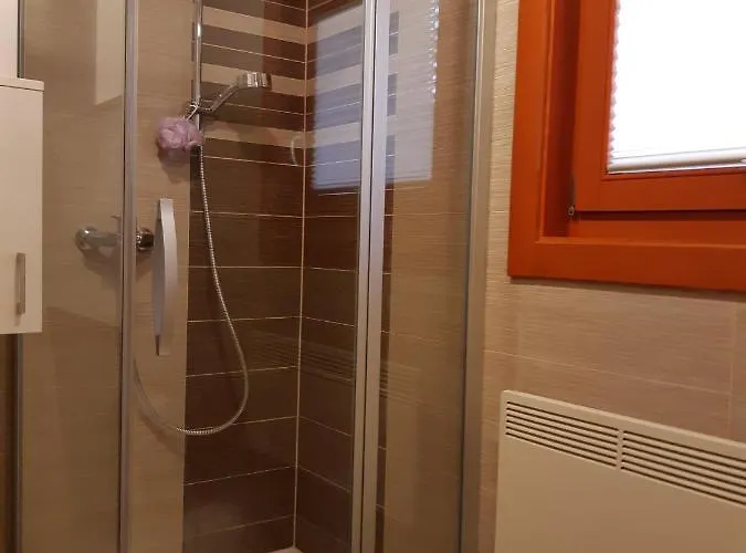 House Of Nature Tajhte Brvnara *